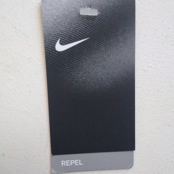 Nike Glow Diverge 9" Board Shorts Swim Trunks, Blues, Size Large - Picture 12 of 13